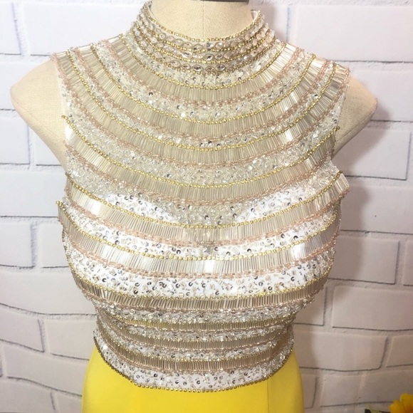 Mock neck embellished open back yellow mermaid gown dress - Picture 3 of 8